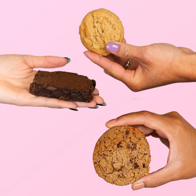 Milkymama Sept2022 Productphotos Hands(1)